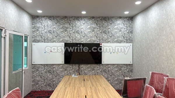 Super White Magnetic Glass Writing Board (Frameless)